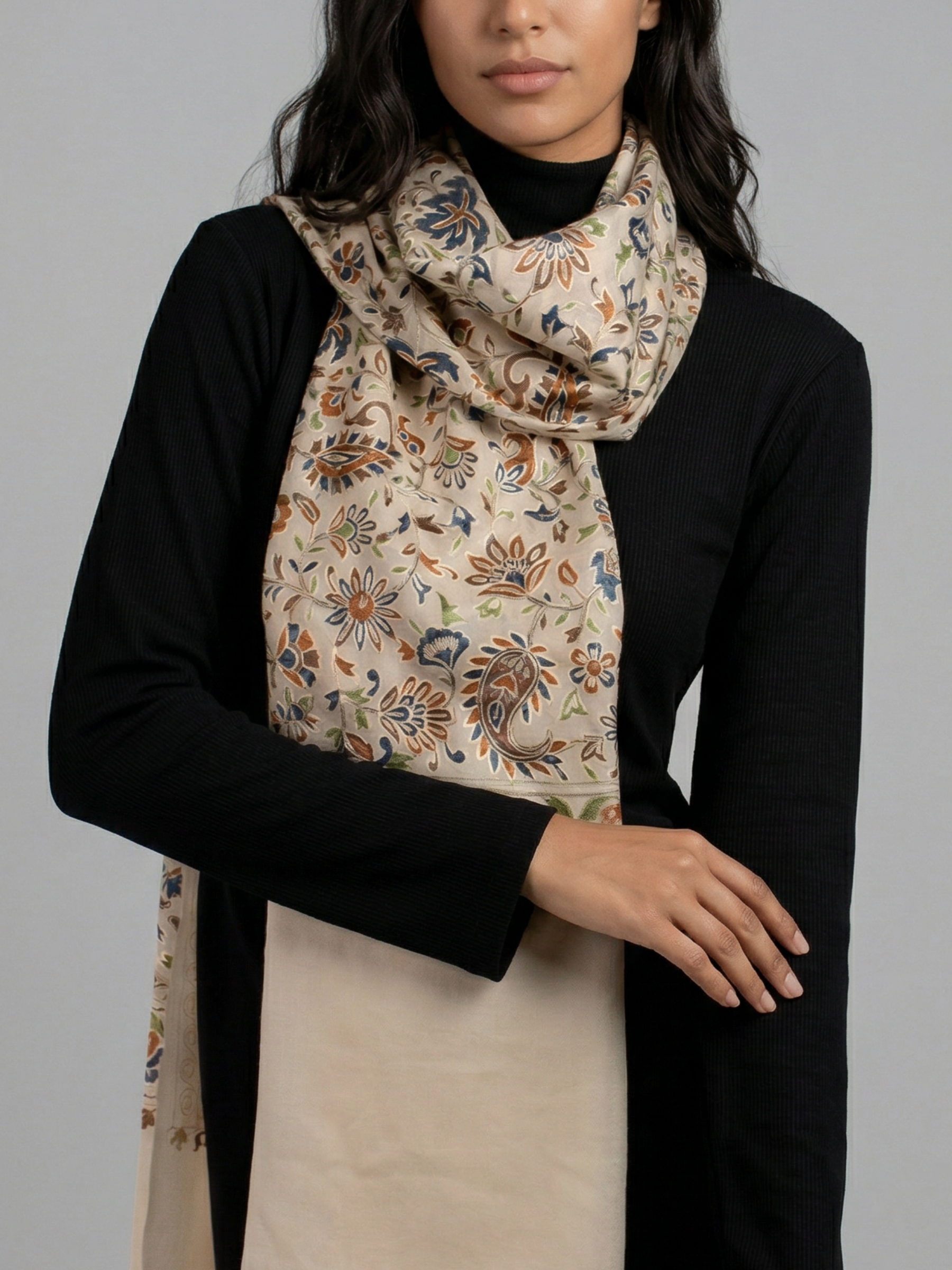 Off-White Ornaments Handmade Embroidered Pashmina Wool Scarf